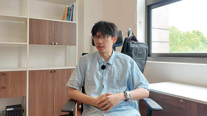 复旦大学朱子杰：用超冷原子模拟拓扑物态，在光路中捕捉意外之光