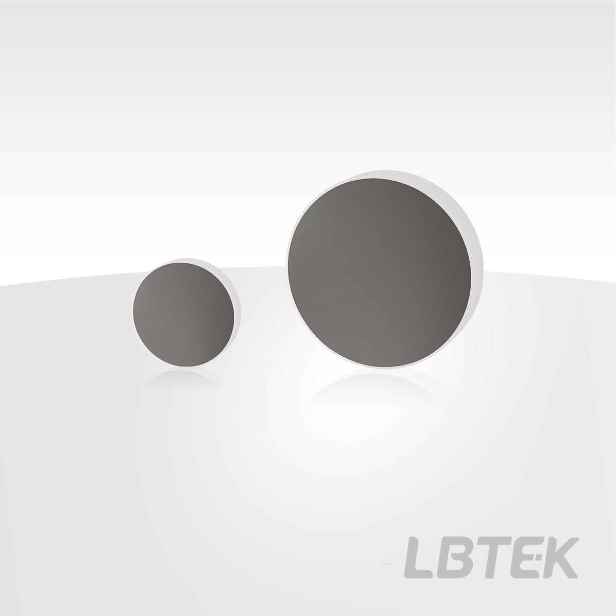 Medium Film Concave Mirror, N-BK7, Operating Wavelength: 400-750 nm
