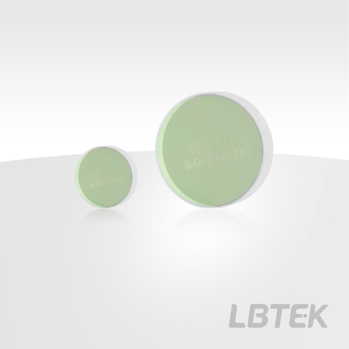 Medium Film Concave Mirror, N-BK7, Operating Wavelength: 750-1100 nm